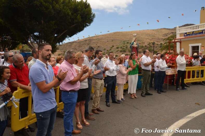 Autoridades de Telde y Valsequillo en la jornada de este jueves, en el día grande de las fiestas de San Roque (Foto Francisco Javier Santana)
